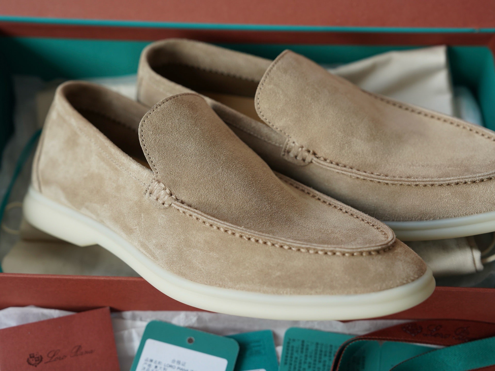 Loro Piana Summer Walk light brown