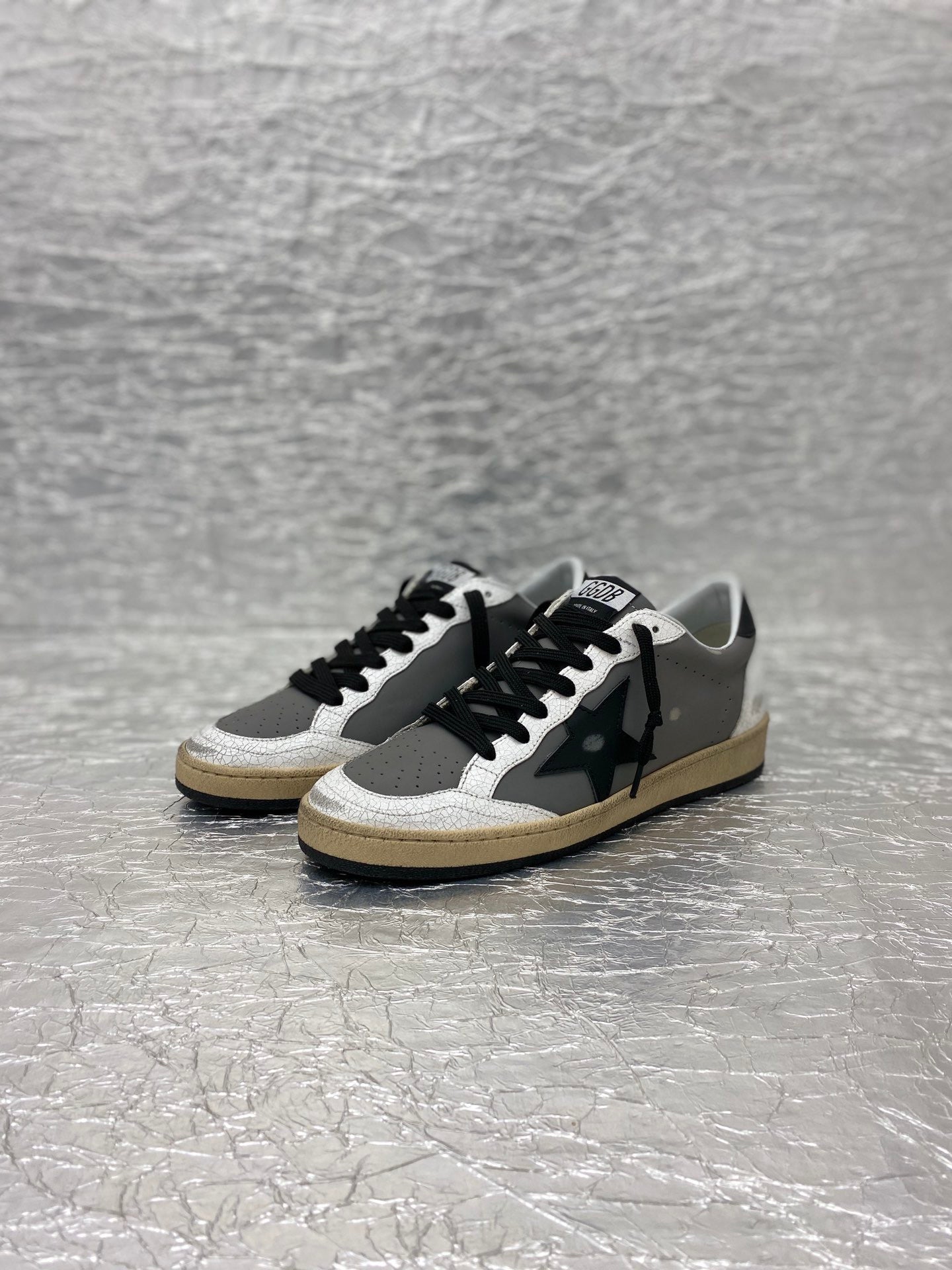 Golden Goose Ballstar