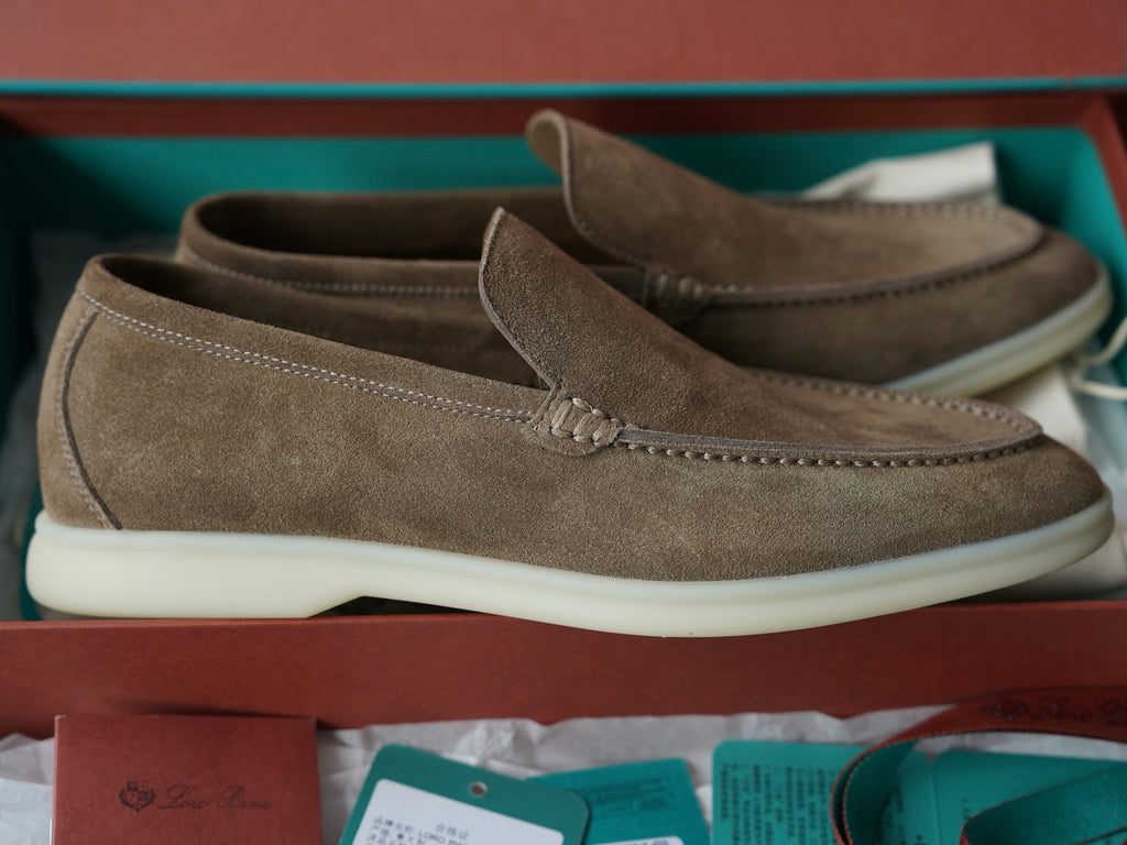 Loro Piana Men summer walk