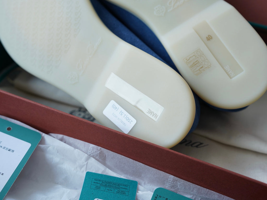 Loro Piana Summer walk blue