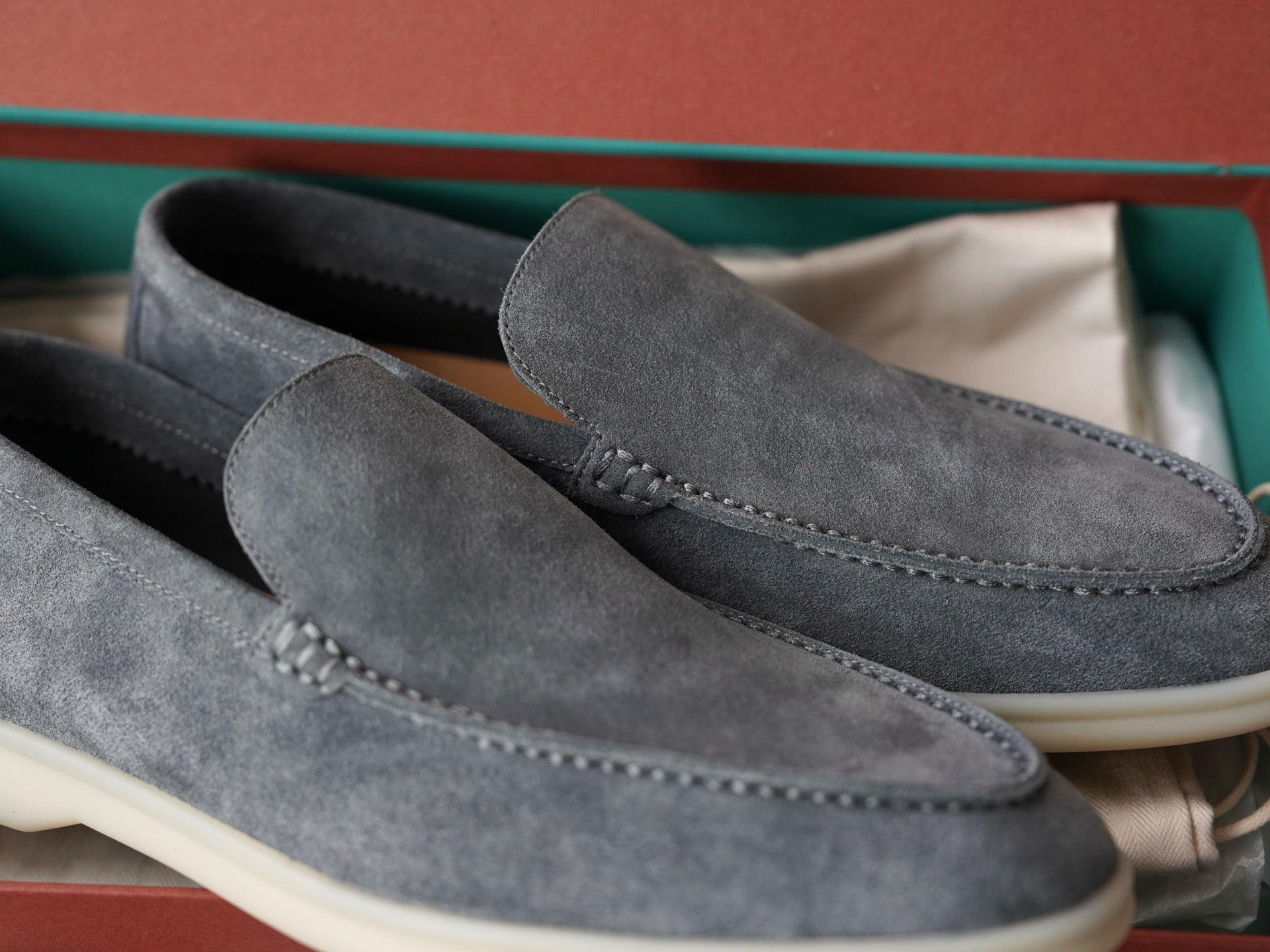 Loro Piana Summer Walk Grayish blue