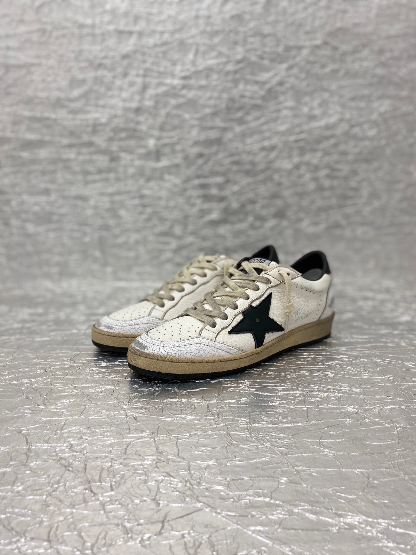 Golden Goose Ballstar