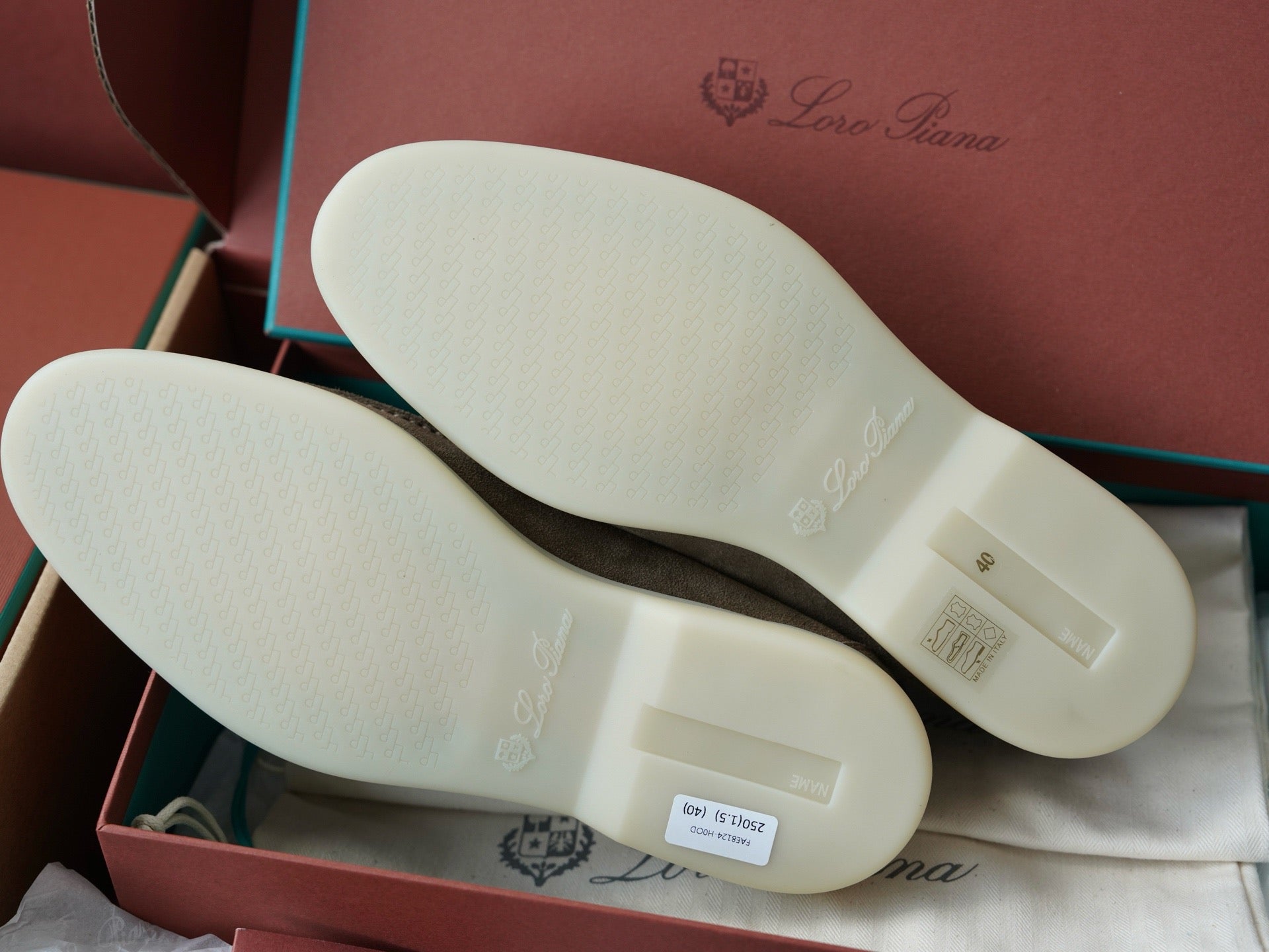 Loro Piana Men summer walk
