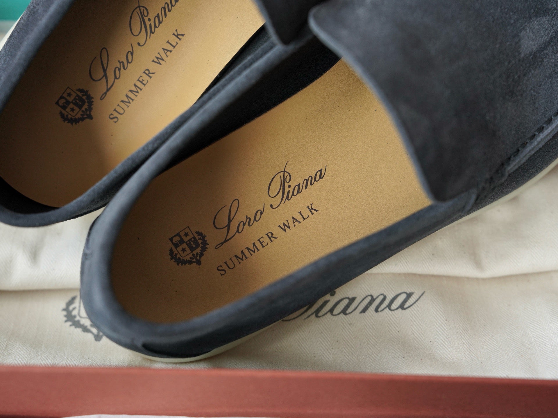 Loro Piana Summer walk Gray