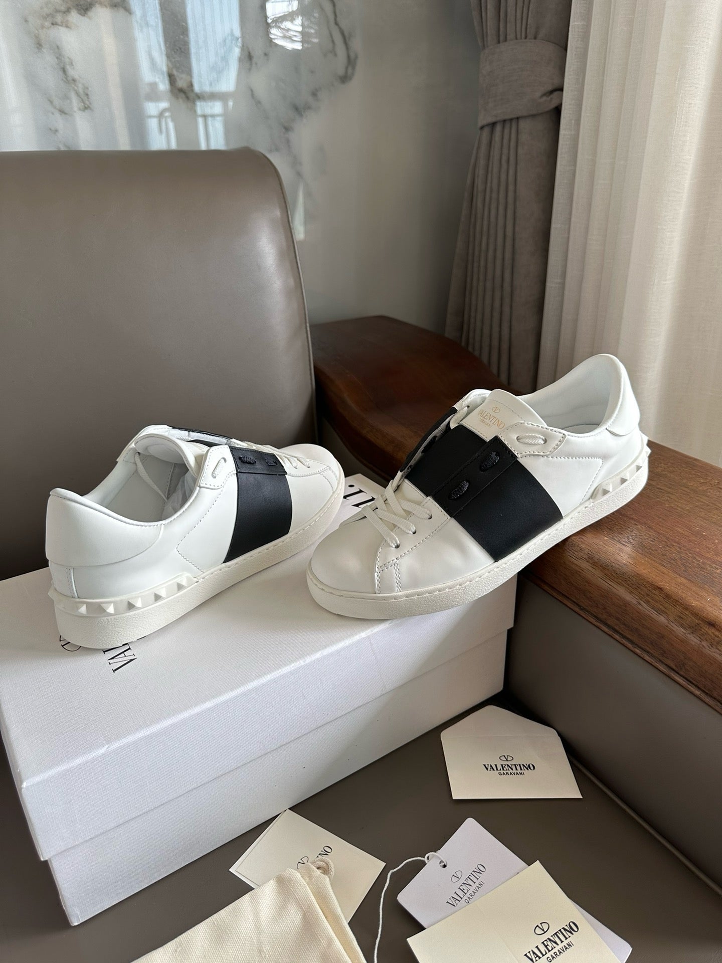 Valentine open sneakers black men