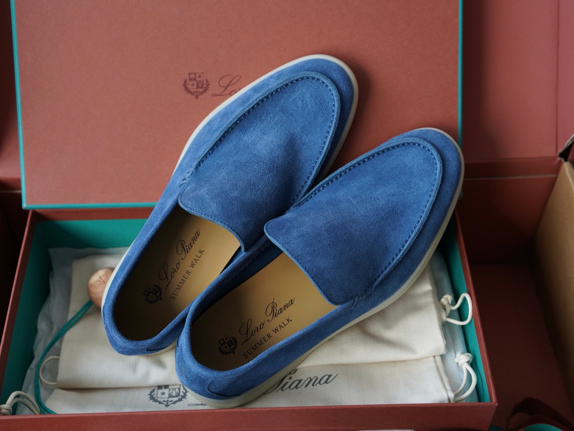 Loro Piana Summer walk blue