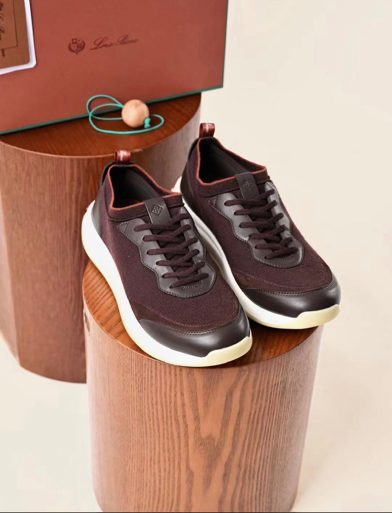 Loro Piana 410 LP Walk